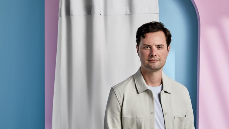 Giữa cơn bão thuế nhập khẩu, CEO trẻ dám làm điều ngược dòng khiến khách hàng bất ngờ- Ảnh 1. Giữa cơn bão thuế nhập khẩu, CEO trẻ dám làm điều ngược dòng khiến khách hàng bất ngờ- Ảnh 1.