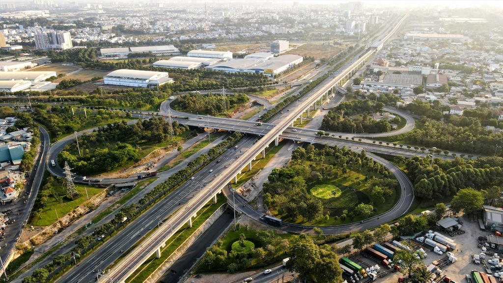 Xa lộ Hà Nội đoạn nút giao Trạm 2